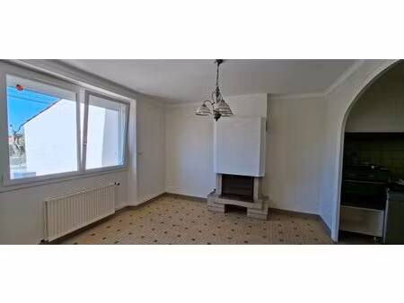 à louer maison 130 m² – 990 € |gorges