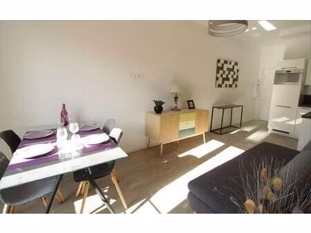 location appartement 1 pièce 25 m² à nice (06000)