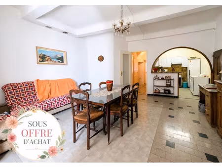 vente maison 5 pièces 147.82 m² à mezel (04270)  90 000 €