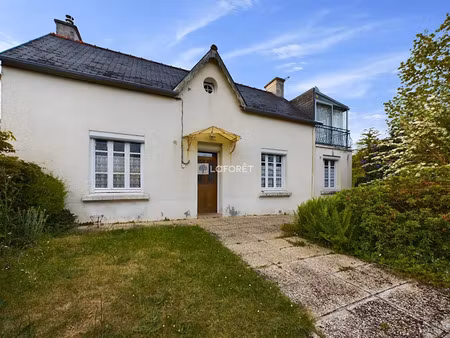 vente maison 4 pièces 79 m² à saint-goazec (29520)  103 550 €