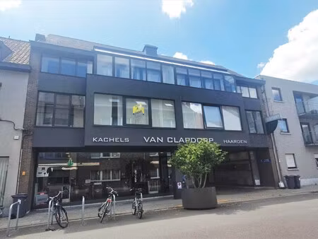 appartement te huur in sint-niklaas met 2 slaapkamers