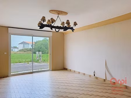 vente maison 5 pièces 138 m² à amou (40330)  129 000 €