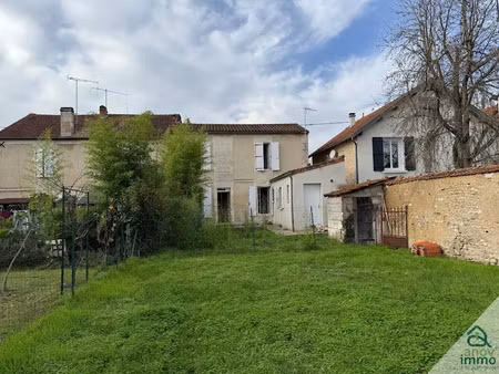 vente maison 4 pièces 79 m² à saint-yrieix-sur-charente (16710)  132 000 €