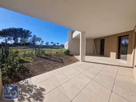 appartement à louer 3 pièces 95.5 m² - saint-raphaël (83) - 1 422€