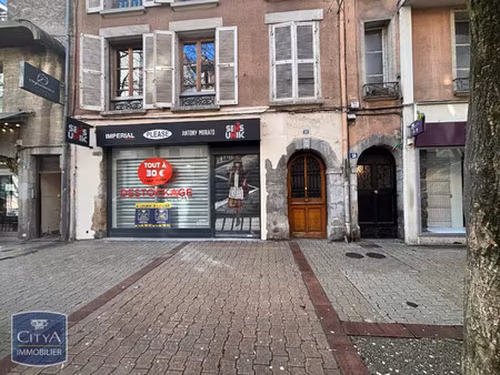 local commercial à louer - grenoble (38) - 1 696€