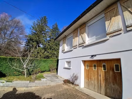 vente maison 5 pièces 122 m² à lons-le-saunier (39000)  157 200 €
