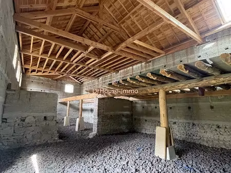 vente maison 2 pièces 280 m² à champdieu (42600)  160 000 €
