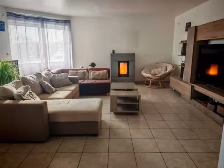 vente maison 8 pièces 216 m² à la petite-boissière (79700)  198 000 €