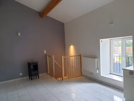 location appartement 3 pièces 53 m² à aujargues (30250)