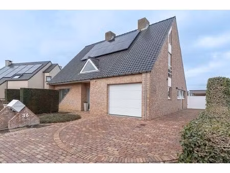 zeer verzorgde en aangename woning op mooi perceel van 1.168 m²