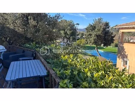 maison de 35 m² à rocbaron