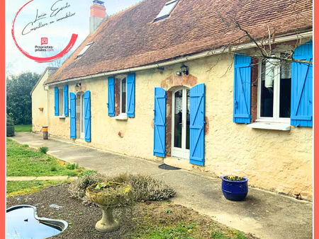 grande maison avec 3 hectares environ de terrain et plusieurs dépendances
