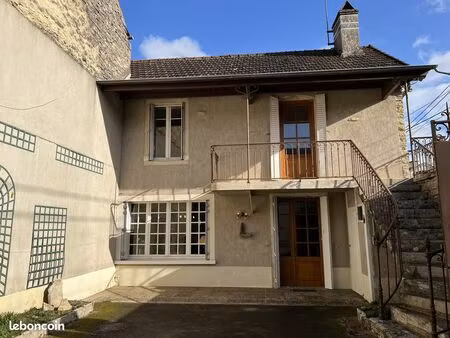 maison 6 pièces 109 m²
