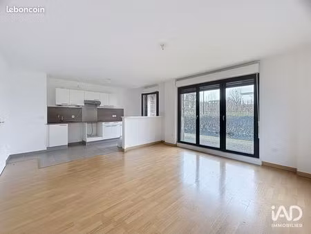 appartement 3 pièces 63 m²