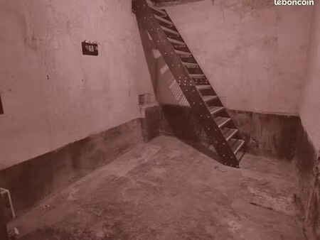 location local de stockage / box / garage