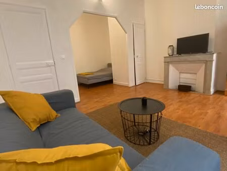 appartement meuble t1/2 a louer joliette 13002