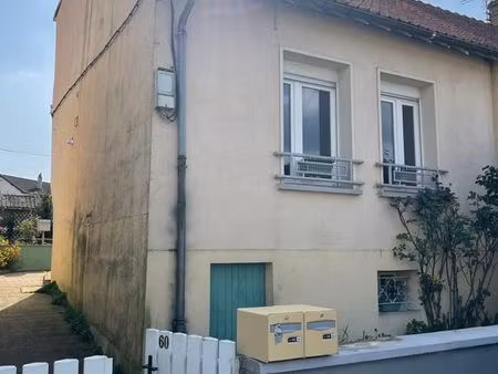 maison t2 de 51m2 avec jardin / connerre - centre