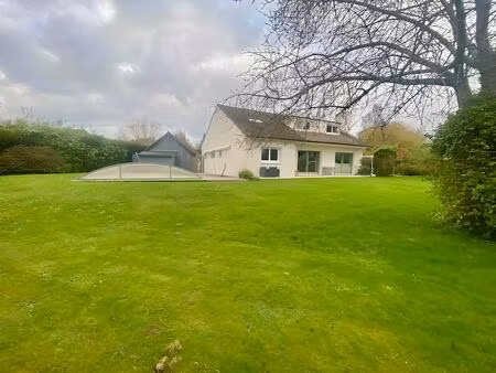 maison de 145 m² avec piscine
