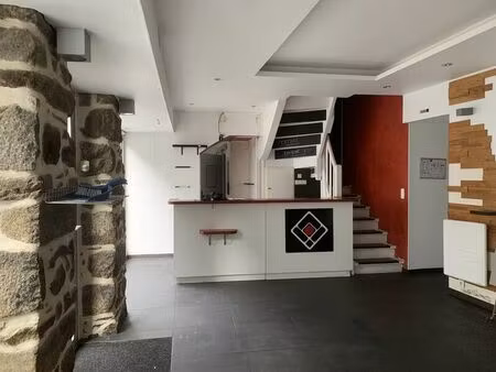 location commerce 180 m² à saint-brieuc (22000)