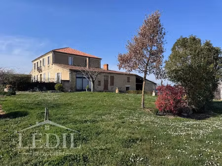 vente propriété 6 pièces 330 m² à valence-sur-baise (32310)  267 000 €