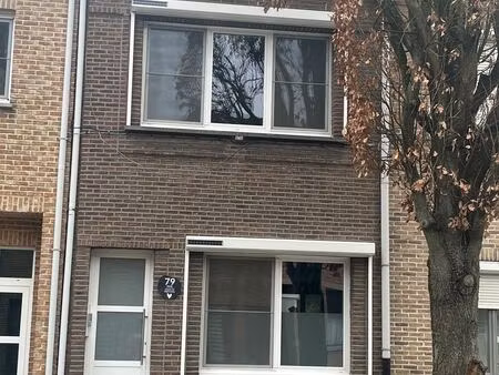 huis te koop in hoboken met 2 slaapkamers