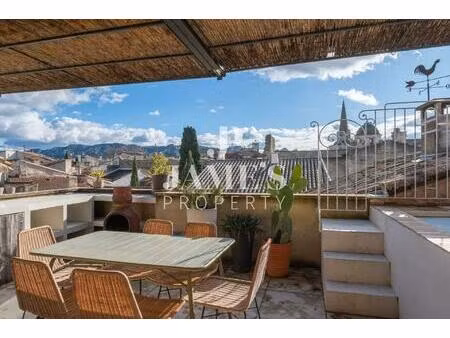 maison de ville de caractère avec vue sur les alpilles