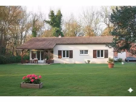 maison à vendre en viager sans rente occupé  116 m2 sur terrain 5160 m2 dans le médoc (gir