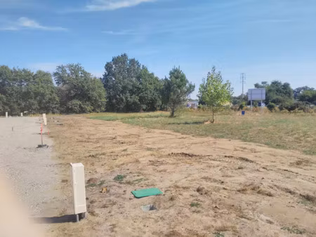 vente terrain 600 m² mios (33380)