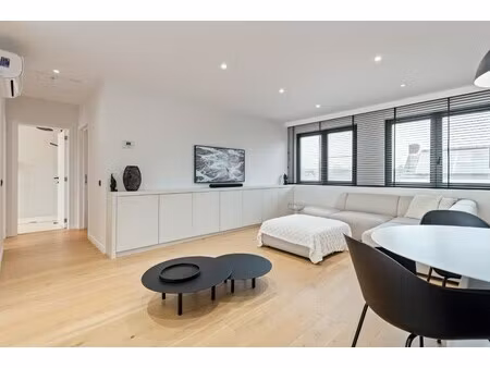 appartement te koop in stabroek met 2 slaapkamers