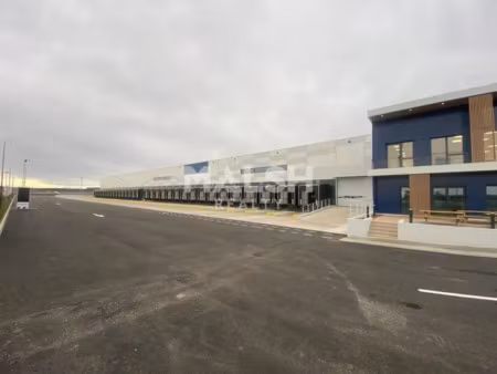 plateforme logistique messagerie multimodale neuve à colombier saugnieu - a vendre ou a lo