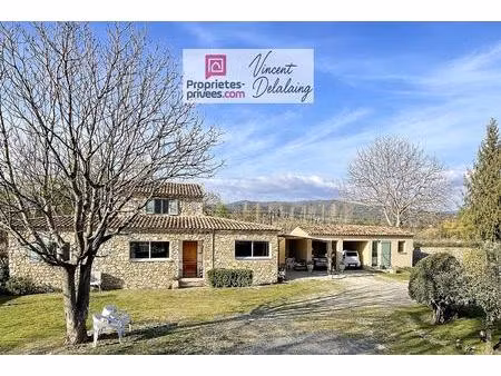 belle propriété sur grand terrain