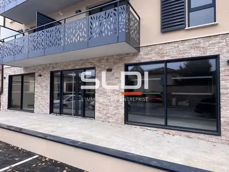 location commerce jassans riottier 01480