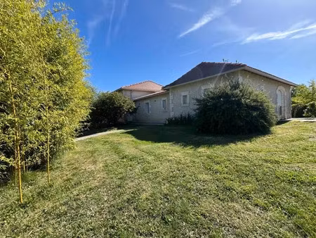 vente maison 6 pièces 170 m² à riberac (24600)  280 900 €