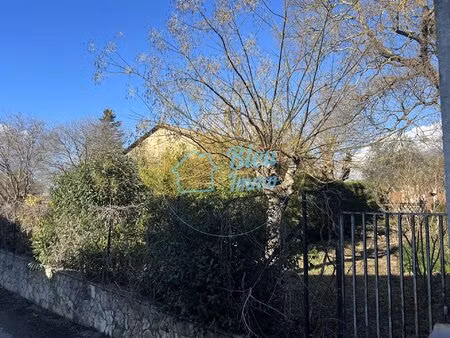 terrain à batir de 268 m2 libre constructeur