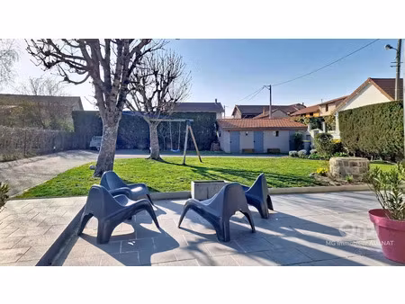 vente maison 6 pièces 198 m² à saint-laure (63350)  382 800 €