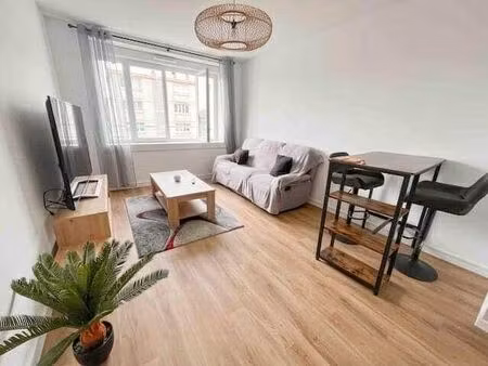 location appartement 3 pièces 52 m² à mérignac (33700)