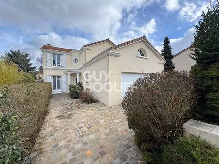 maison 7 pièces 165 m² golf de bondoufle