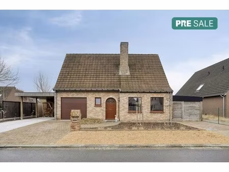 huis te koop in waregem met 3 slaapkamers