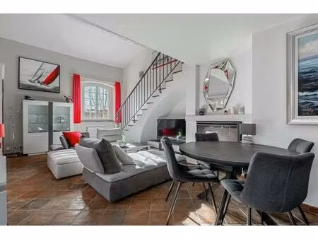 appartement 3 pièces de 59 m² à ramatuelle