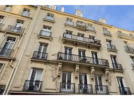 locaux mixte  professionnel ou logement de fonction prox madele