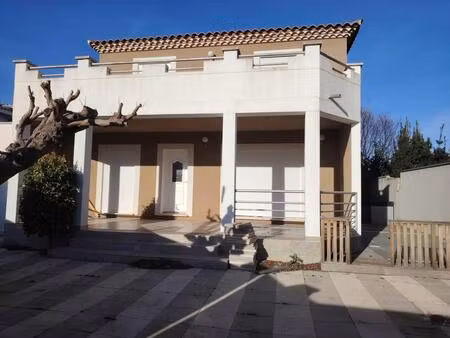 superbe maison t7 (130 m²) à manduel