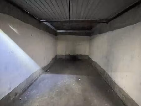 vente garage et parking à saint-étienne (42000) : à vendre / 13m² saint-étienne
