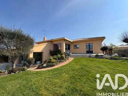 vente maison aux landes-genusson (85130) : à vendre / 260m² les landes-genusson