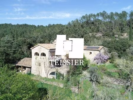 sud est france : 07140 un mas au paradis !