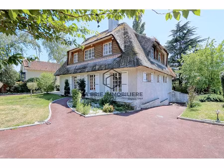 vente maison 7 pièces 193.49 m² à mandres-les-roses (94520)  449 000 €
