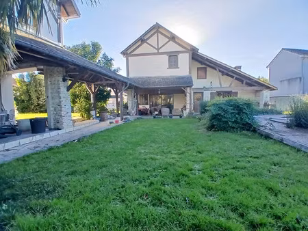 vente maison 6 pièces 237.59 m² à lons (64140)  472 000 €