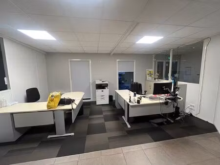 vente local industriel 358 m² plérin (22190)