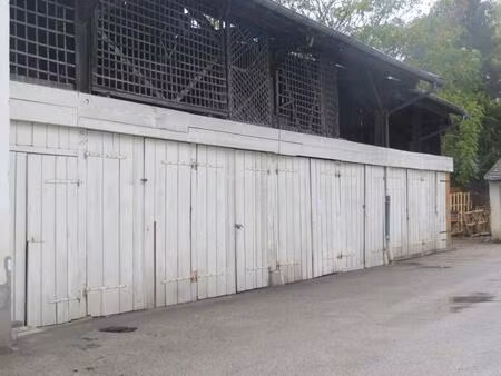 dijon quartier montchapet garage 17 m²