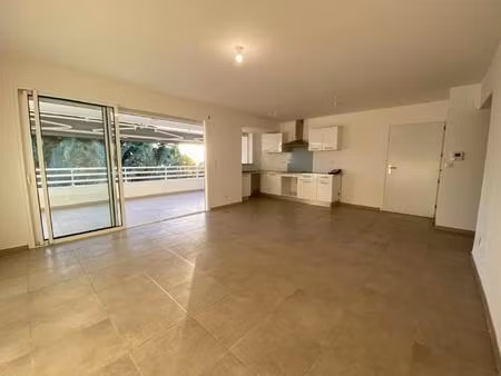 schœlcher – appartement récent avec vue mer  terrasse et 2 stationnements