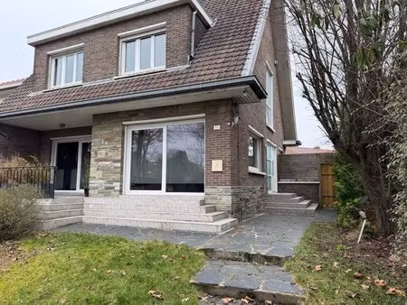 maison delplanque 4 chambres avec jardin  secteur recherché de wasquehal  limite marcq-en-